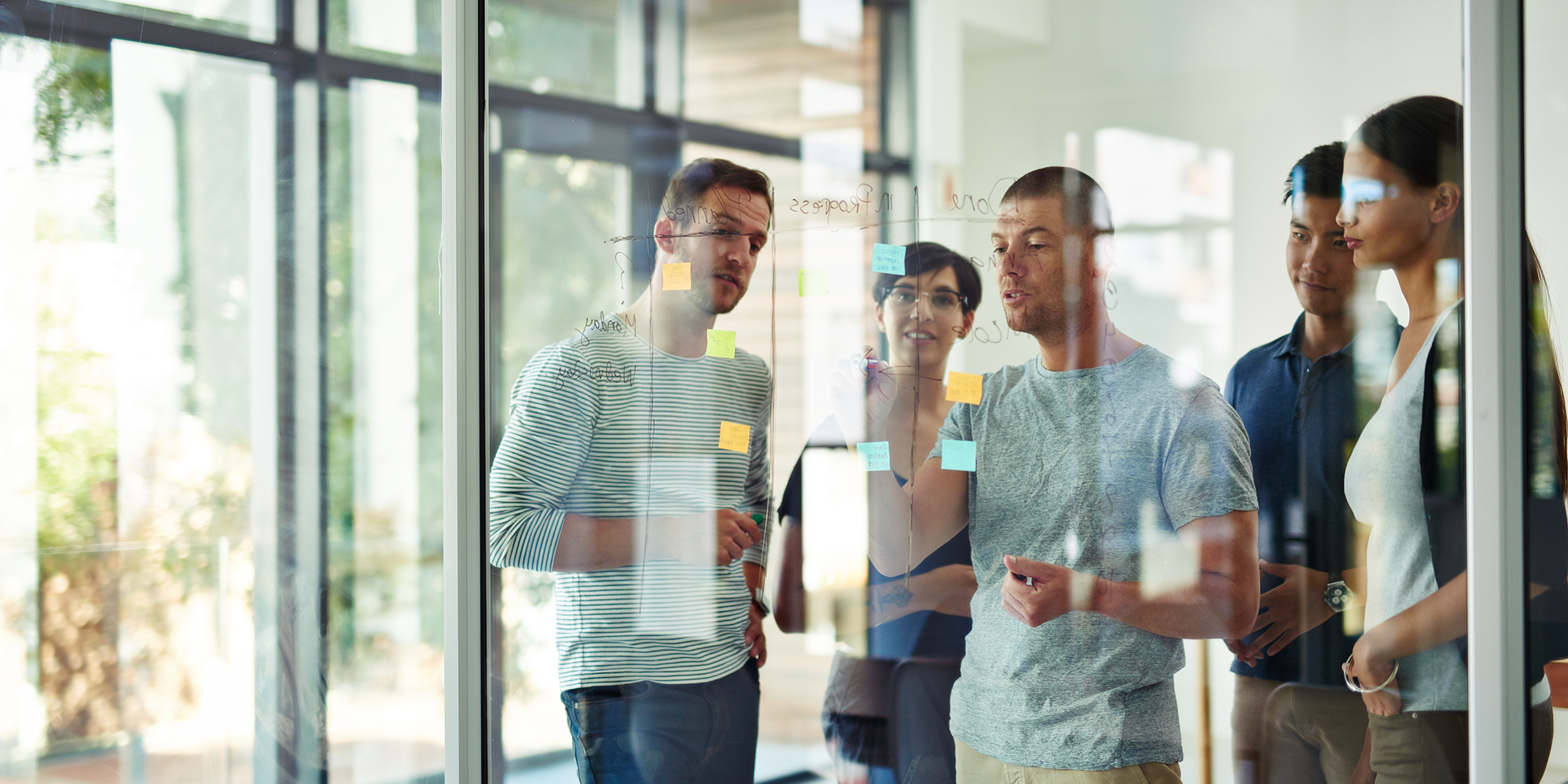 Wie finde ich den passenden Unternehmensnamen Brainstorming